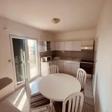 Spacious With View *